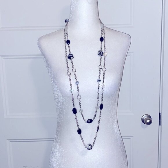 LONG Necklace Pendant Black and Silver Tone - Picture 1 of 6